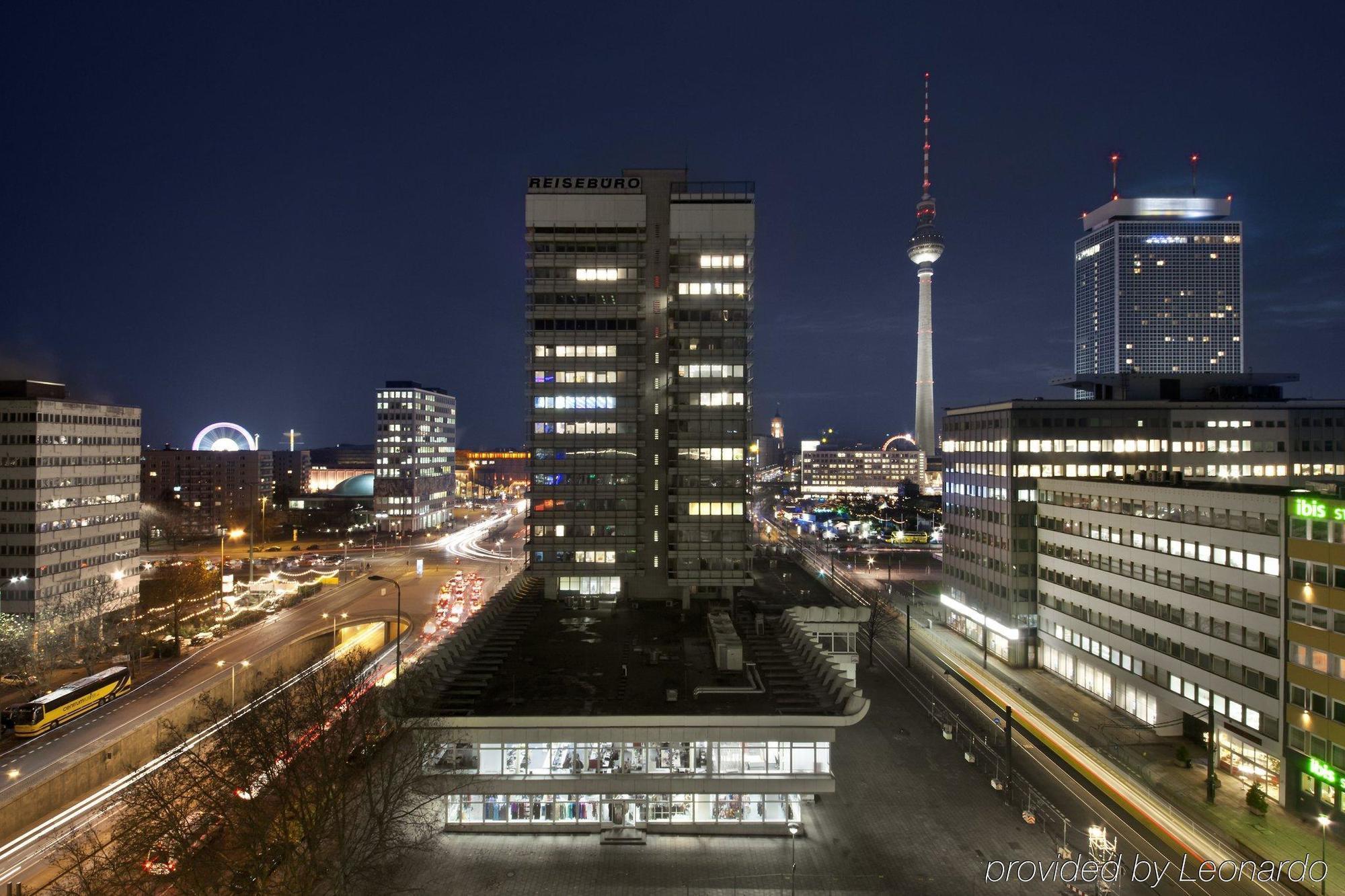 Hotel Indigo Berlin-Alexanderplatz, An Ihg Hotel Exterior foto